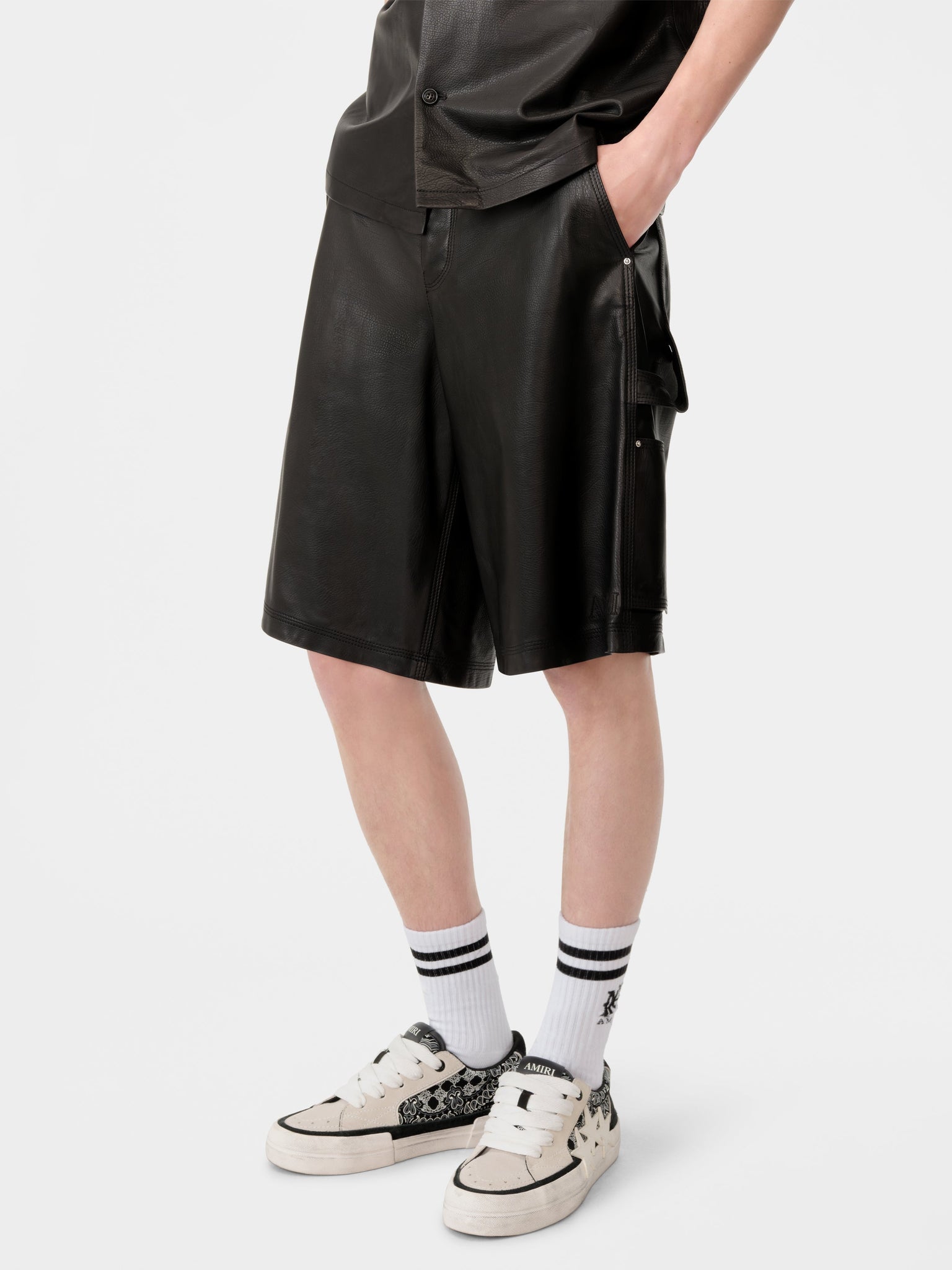 MA LEATHER CARPENTER SHORT - Black