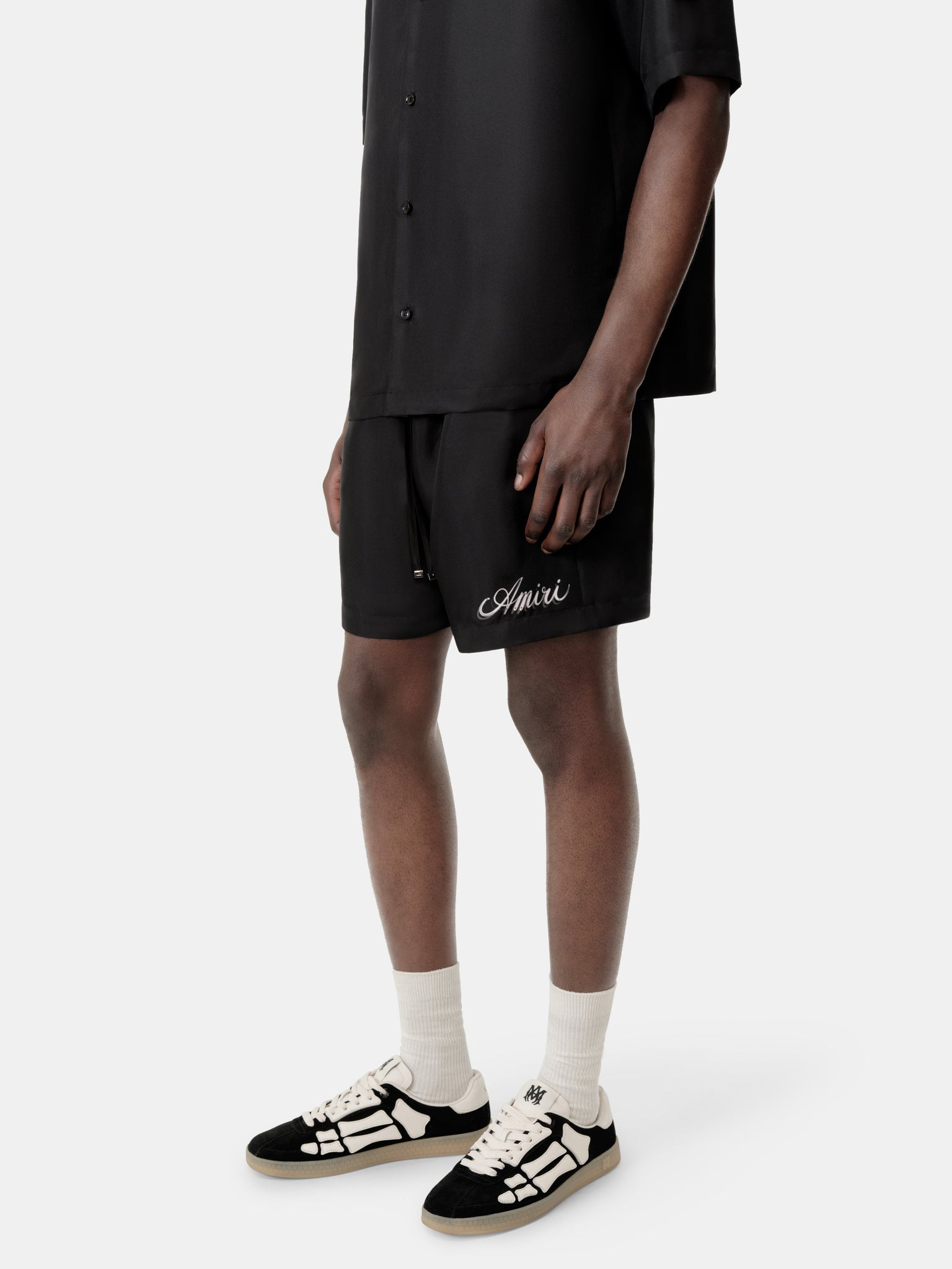 LIVING THE DREAM SHORT - Black