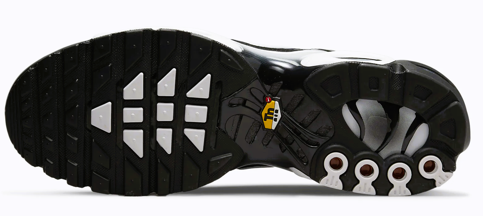 NIKE AIR MAX PLUS