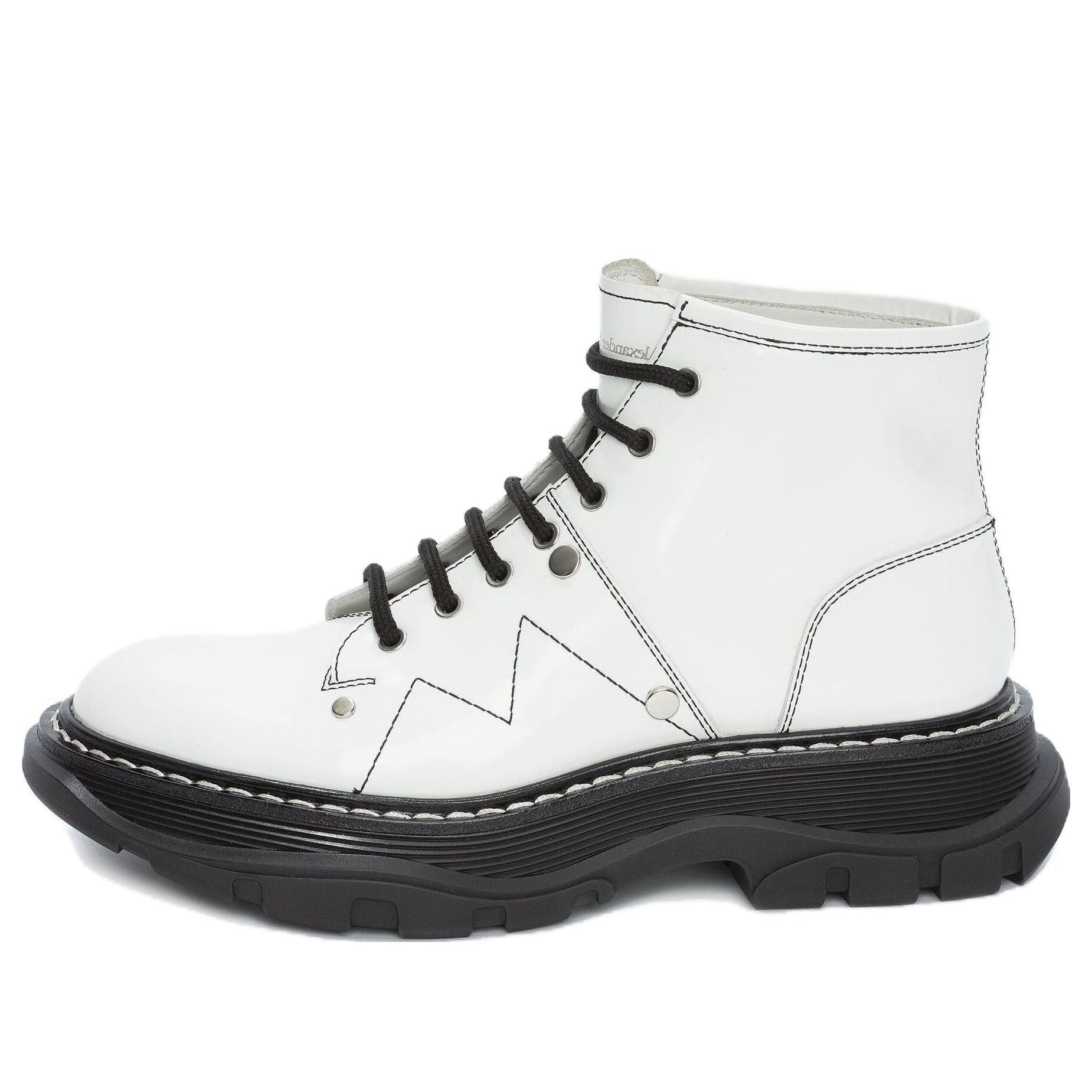 (WMNS) Alexander McQueen Tread Slick Boot 'Ivory Black' 595469WHQSG9089 #