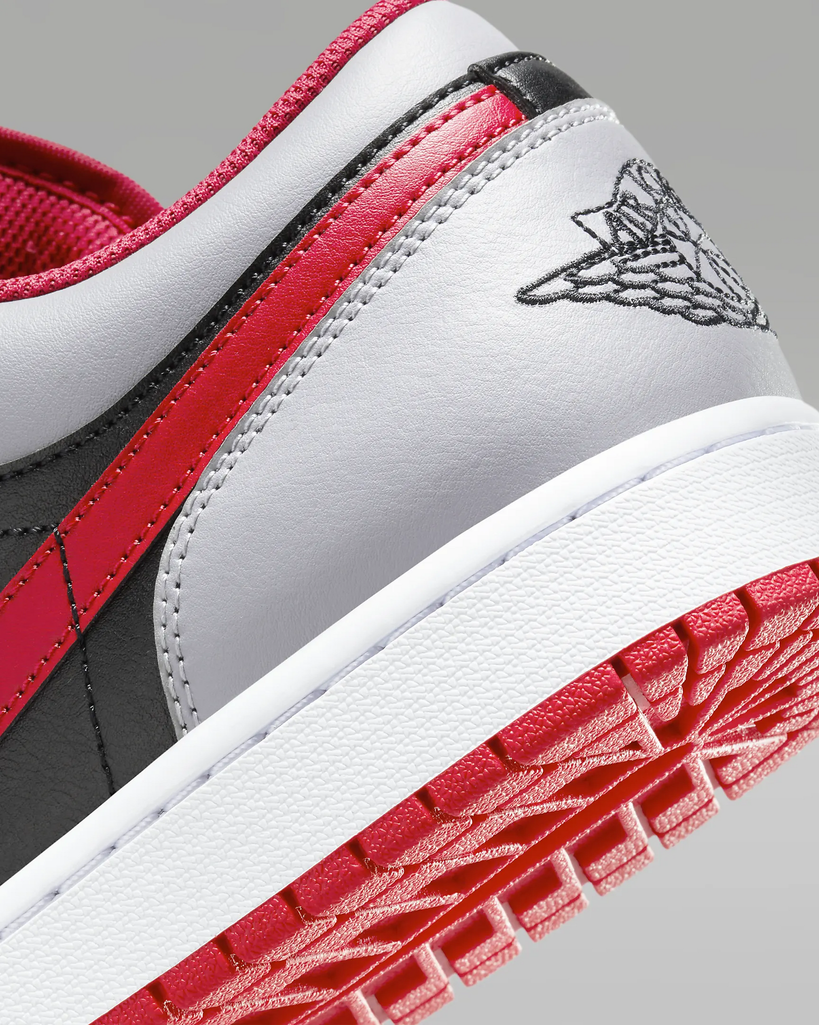 AIR JORDAN 1 LOW #